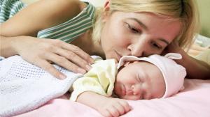 Как разбудить новорожденного ребенка для кормления